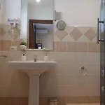 La Perla Di 4* רומא