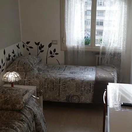 Alojamento de Acomodação e Pequeno-almoço La Perla Di